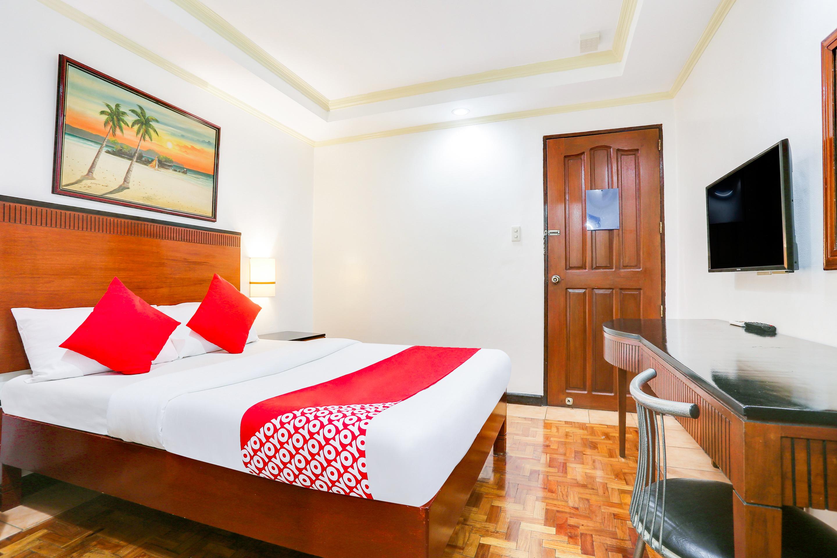 Royale Parc Inn & Suites Quezon City Exteriör bild