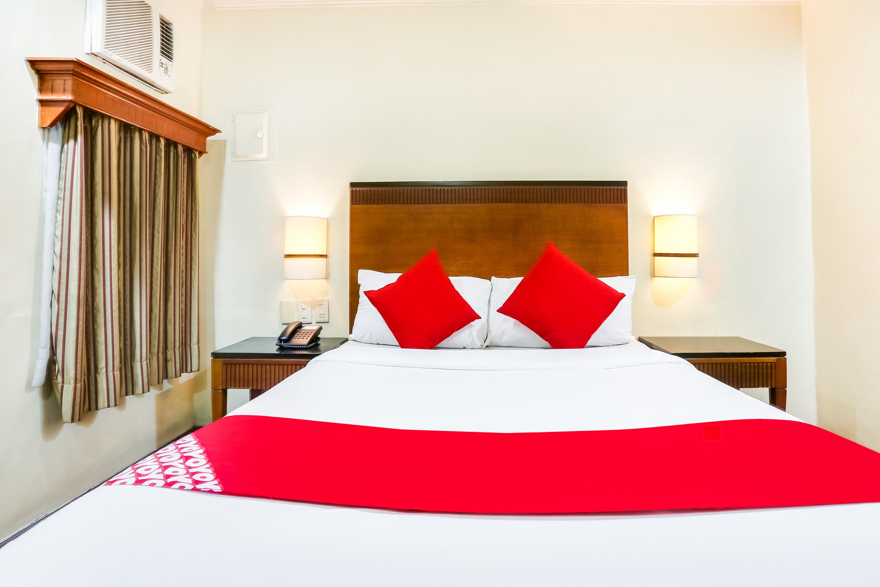 Royale Parc Inn & Suites Quezon City Exteriör bild