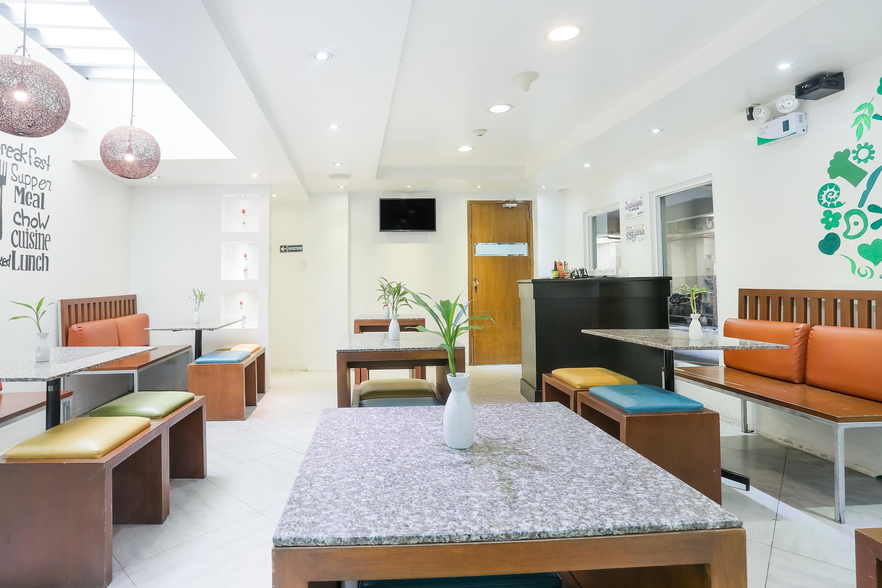 Royale Parc Inn & Suites Quezon City Exteriör bild