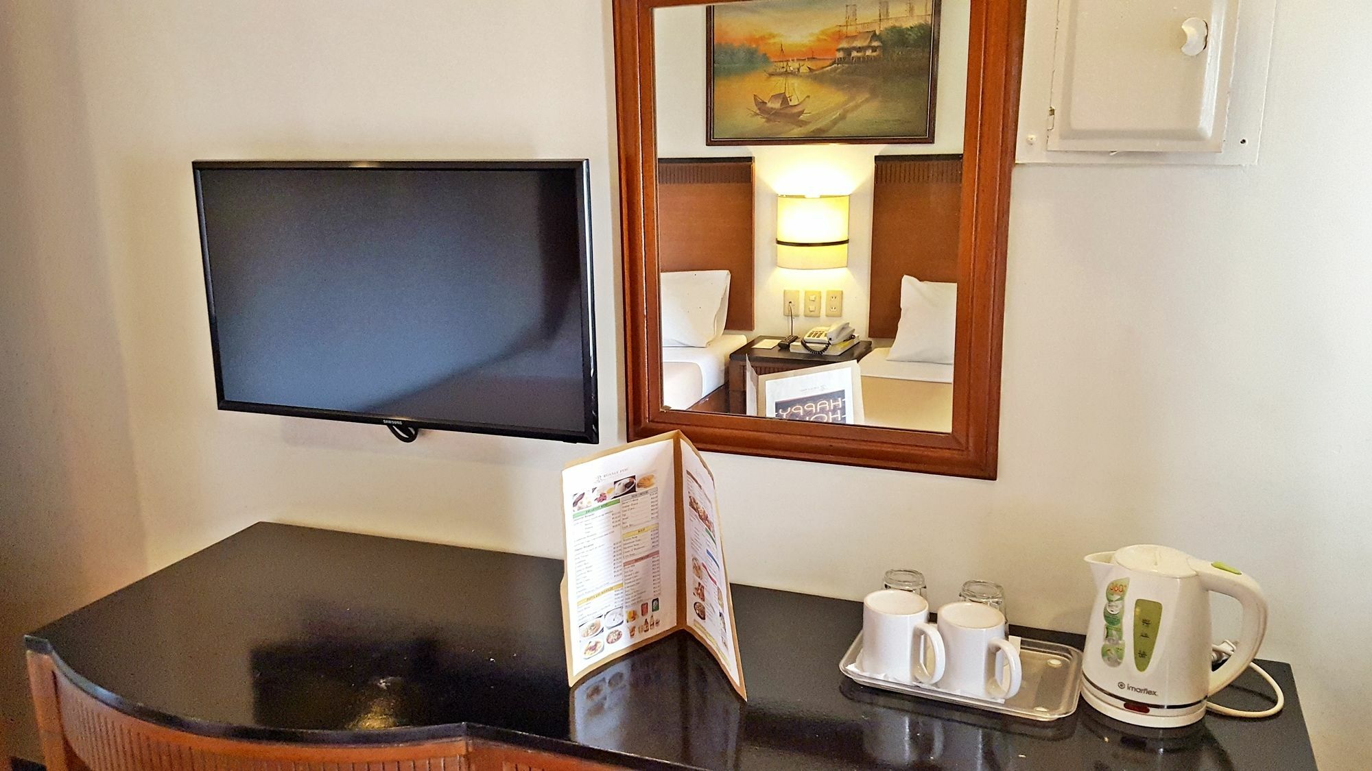 Royale Parc Inn & Suites Quezon City Exteriör bild