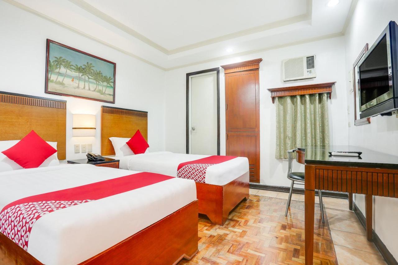 Royale Parc Inn & Suites Quezon City Exteriör bild